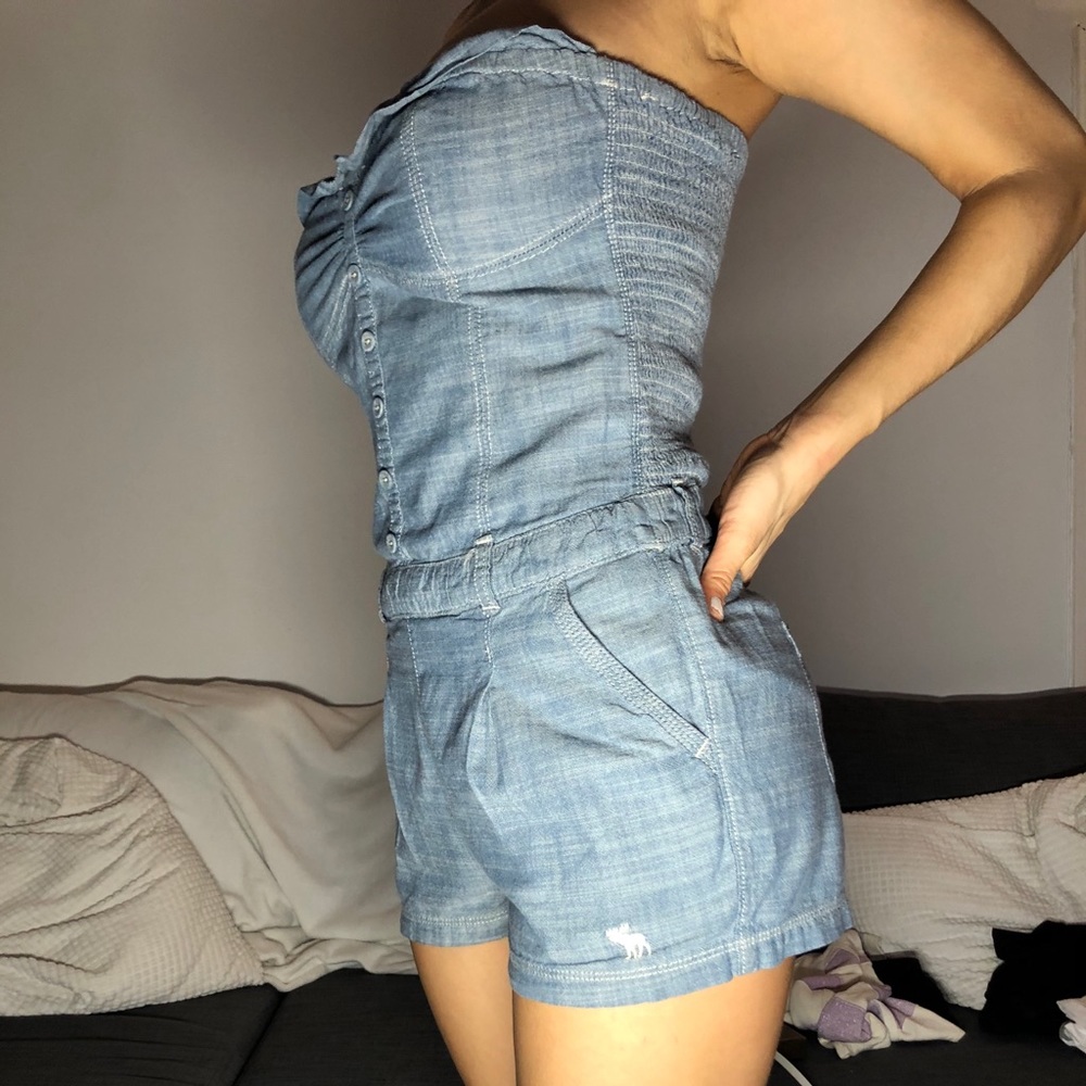 Abercrombie & Fitch women’s denim romper
